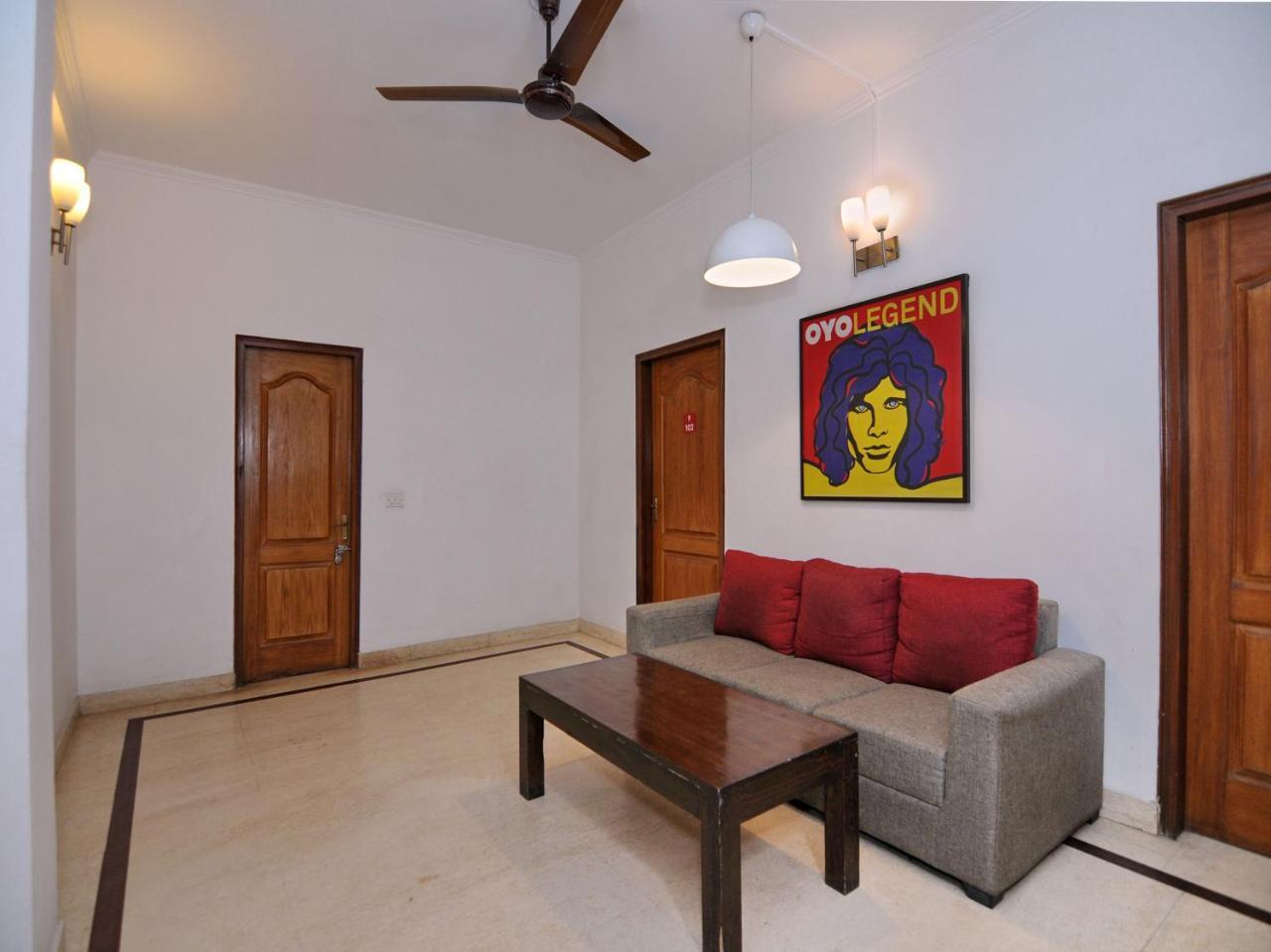 Oyo Flagship 592 Hauz Khas Village นิวเดลี ภายนอก รูปภาพ